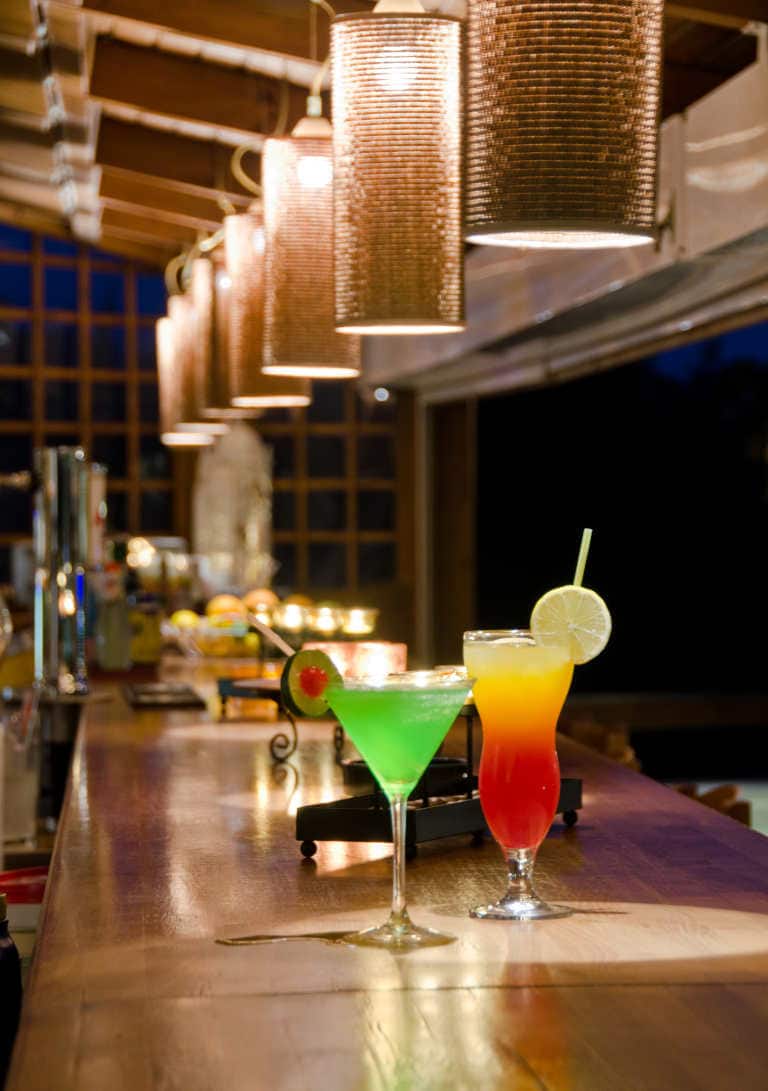 Naxos resort beach hotel coctails pool bar
