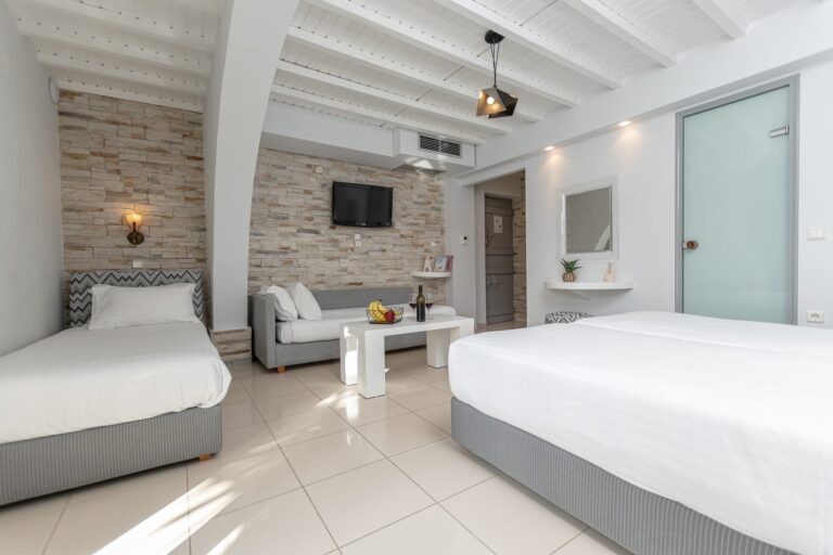 Family Room Garden view